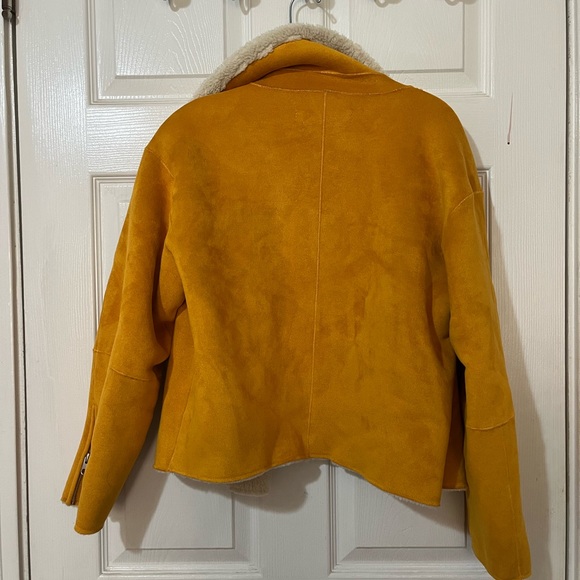 Women's Mustard Yellow Jacket with Shearling Lining - Picture 5 of 5